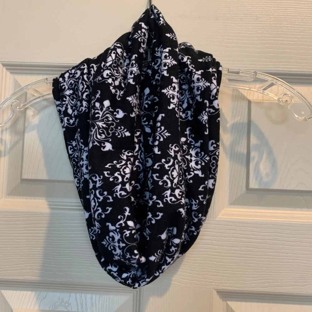 Black/White Print Infinity Scarf